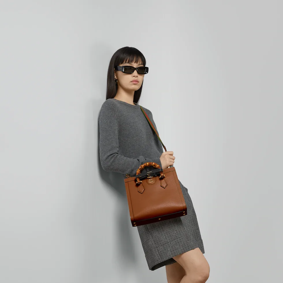 구찌 Gucci Diana 미디엄 토트백 702721U3ZDT9244