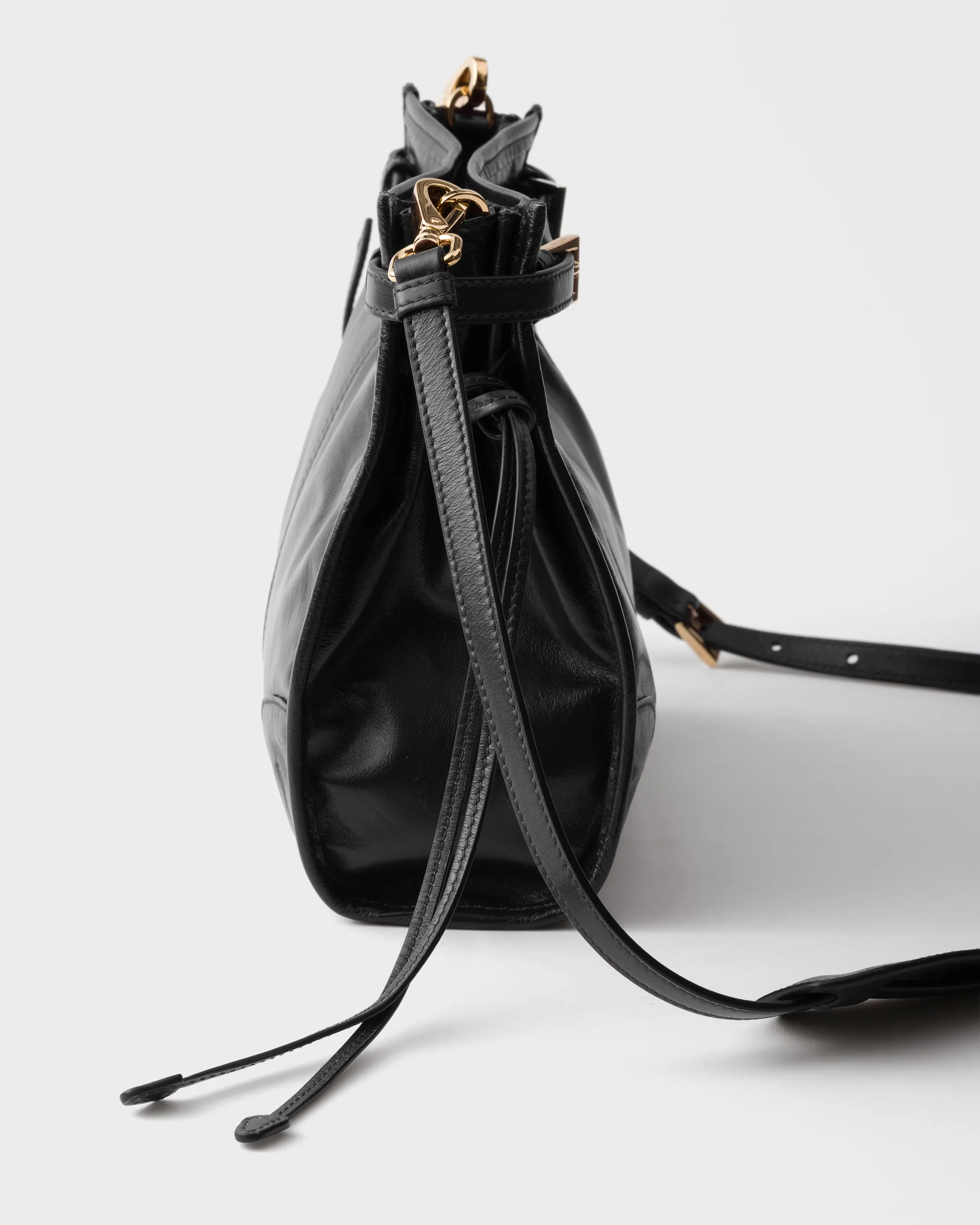 프라다 Prada Bonnie 레더 미니 숄더백 1BH229_2CYR_F0002_V_OOO