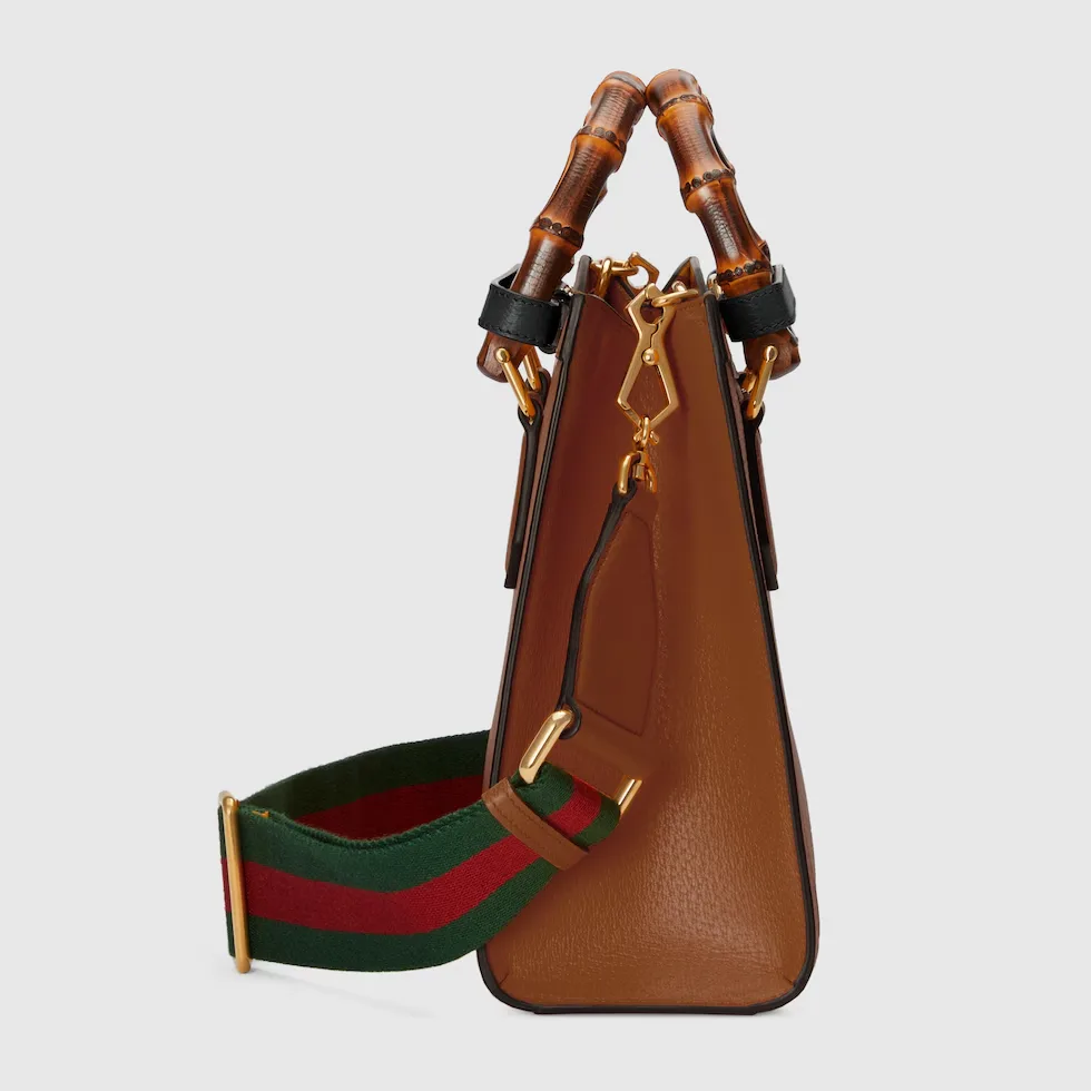 구찌 Gucci Diana 미디엄 토트백 702721U3ZDT9244