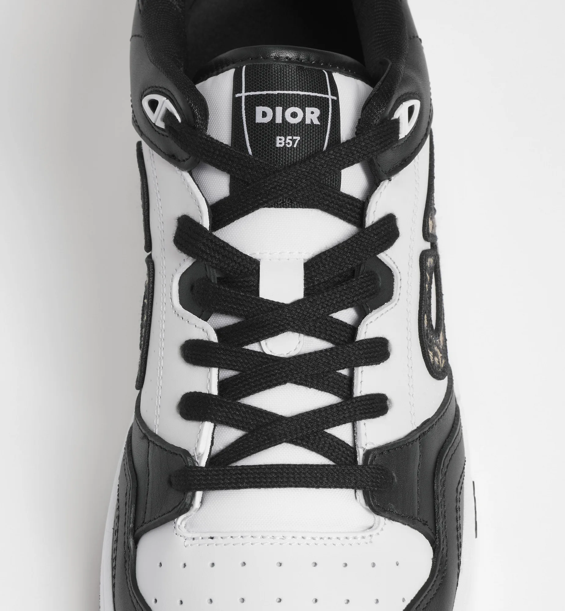 디올 스니커즈 B57 Dribble 로우 3SN318ZXU_H860