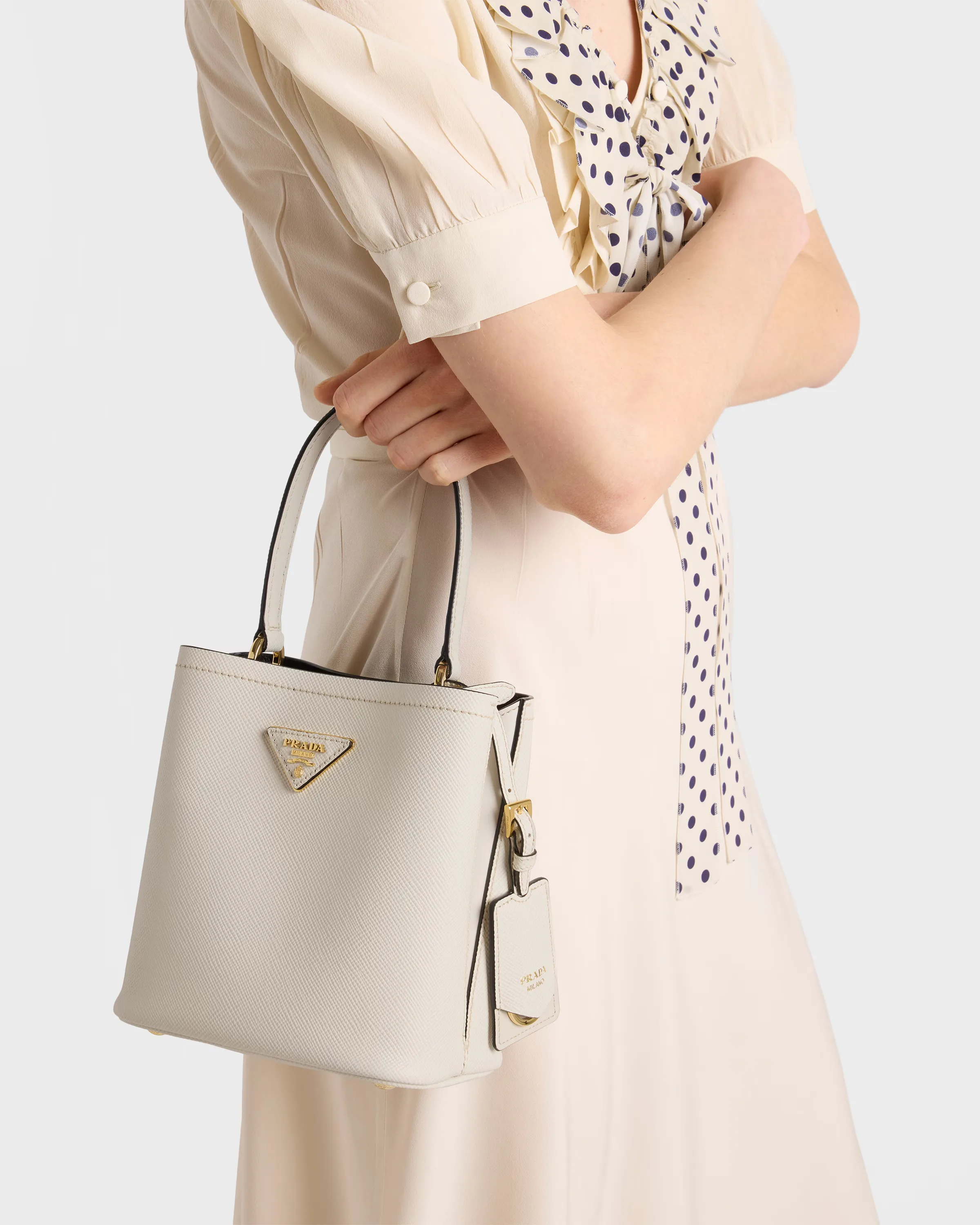 프라다 Prada Panier 미니 사피아노 레더 백 1BA217_2ERX_F03BH_V_OOD