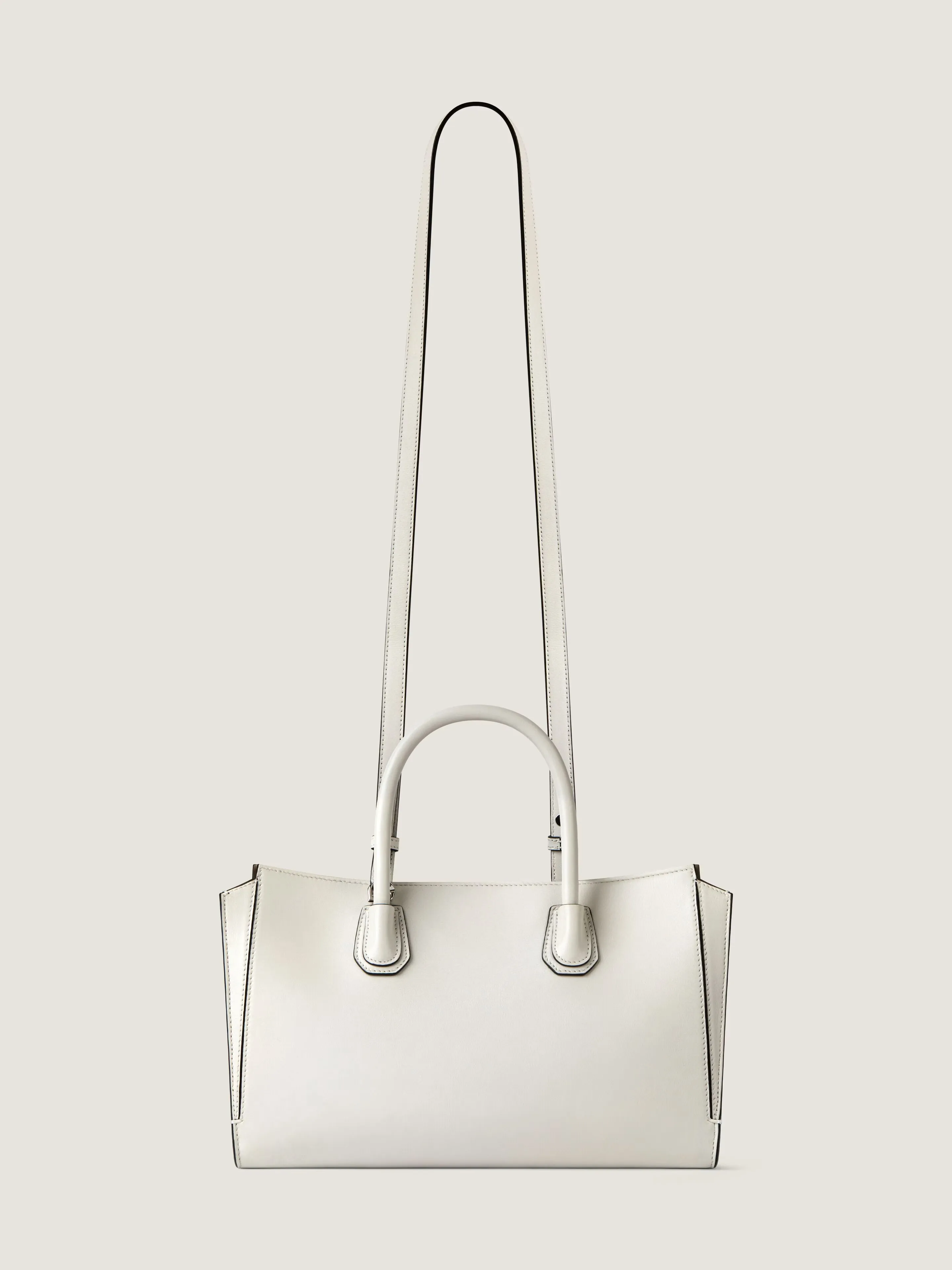 지방시 스몰 안티고나 Catchall 백 in shiny 그레인드 레더 BB5197B2HP-153
