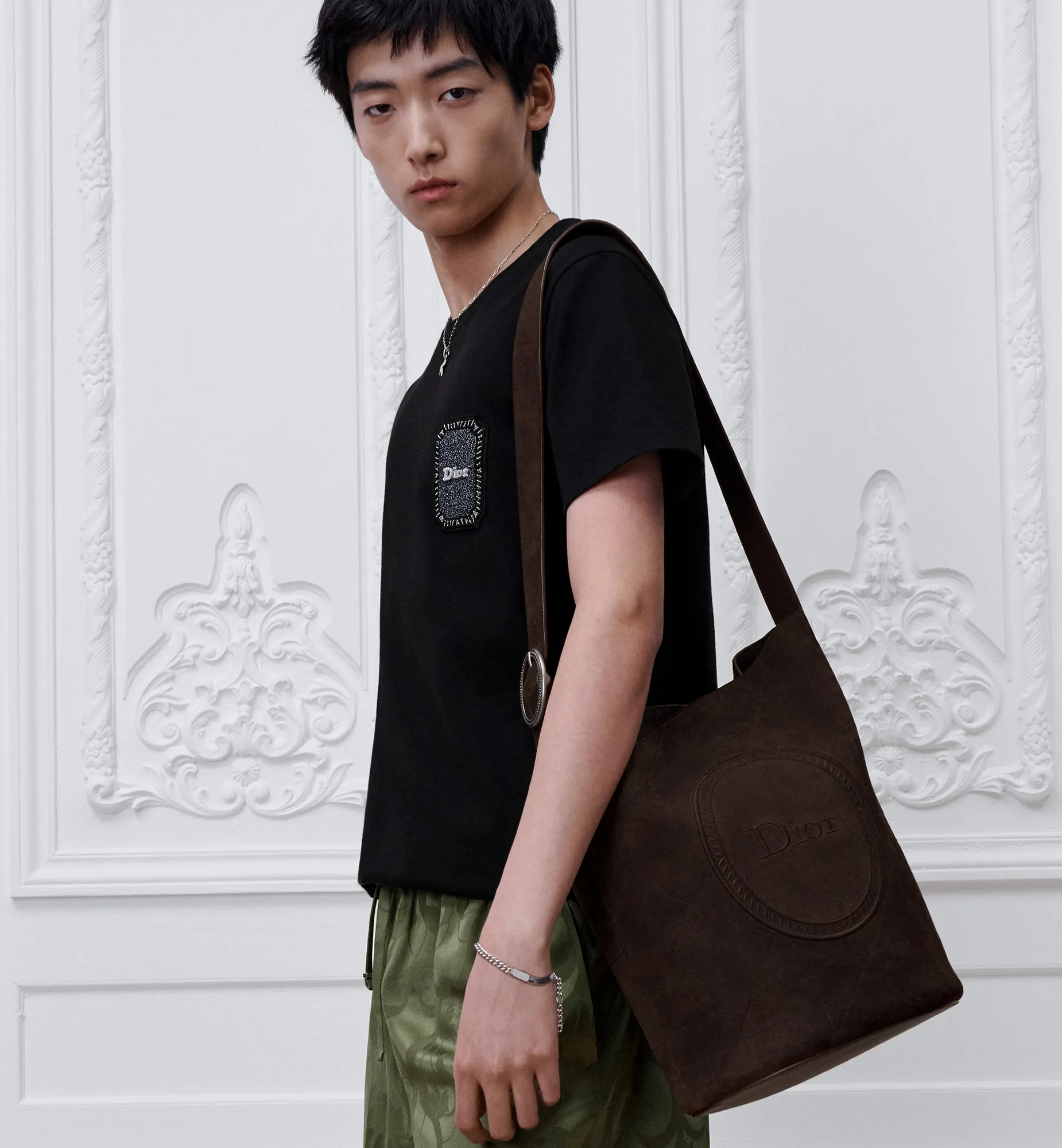 디올 백 Seau 메달리용 디올 Jett 1MAPO498OCM_H704