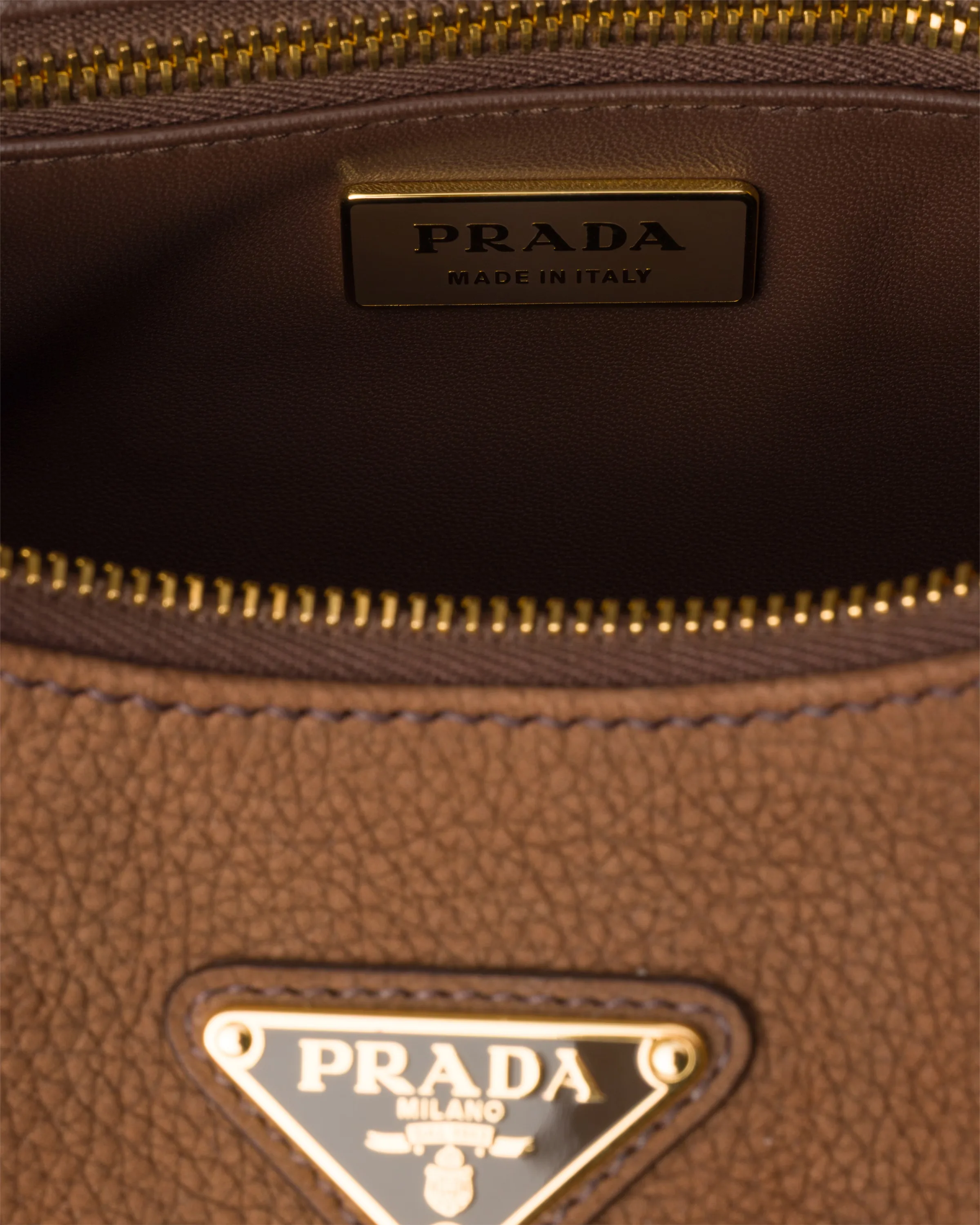 프라다 Prada Aimée 라지 누벅 레더 숄더백 1BC231_2GB8_F05GU_V_LVM