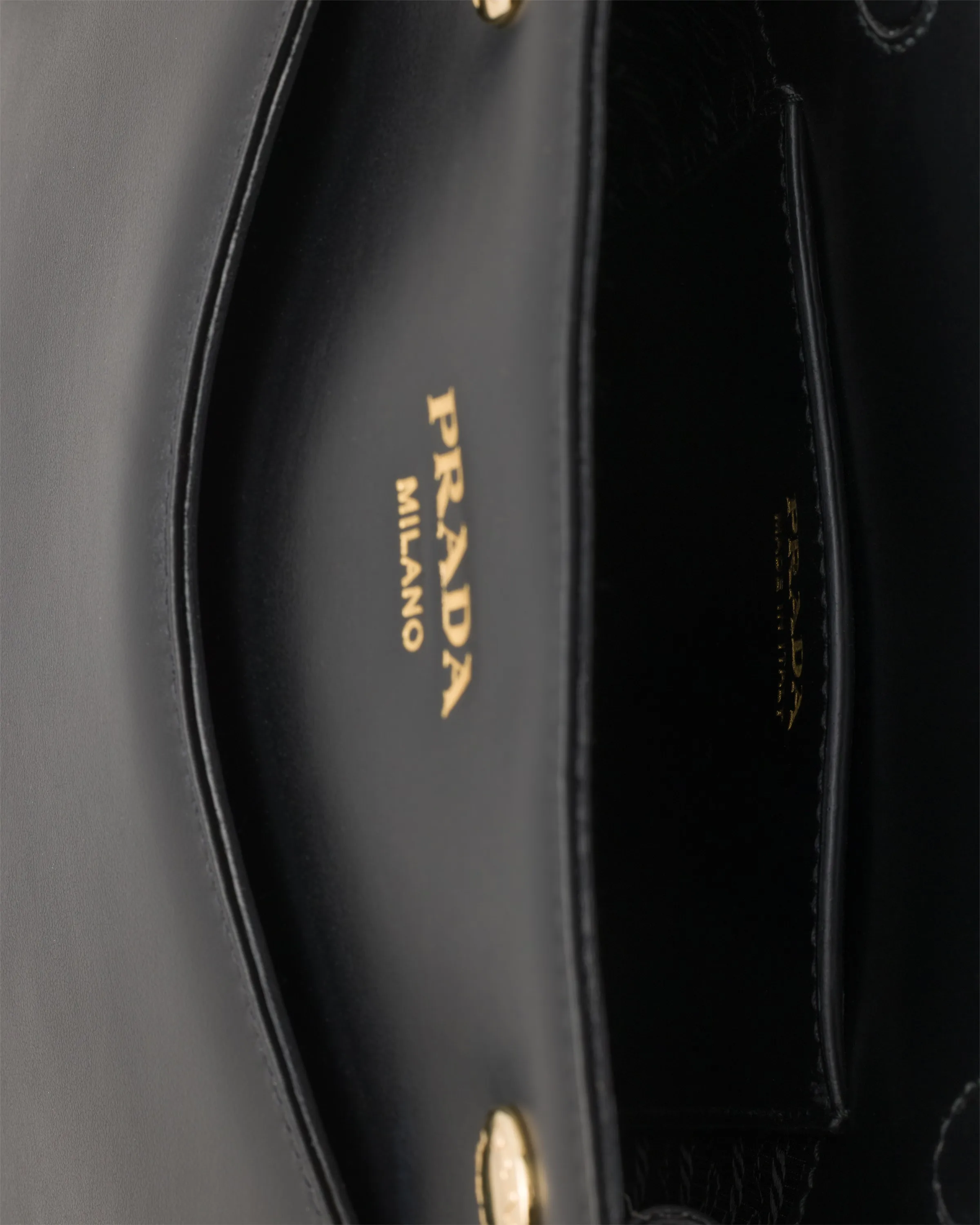 프라다 Prada Carry 미니 레더 핸드백 1BA496_2C6A_F0002_V_OOO