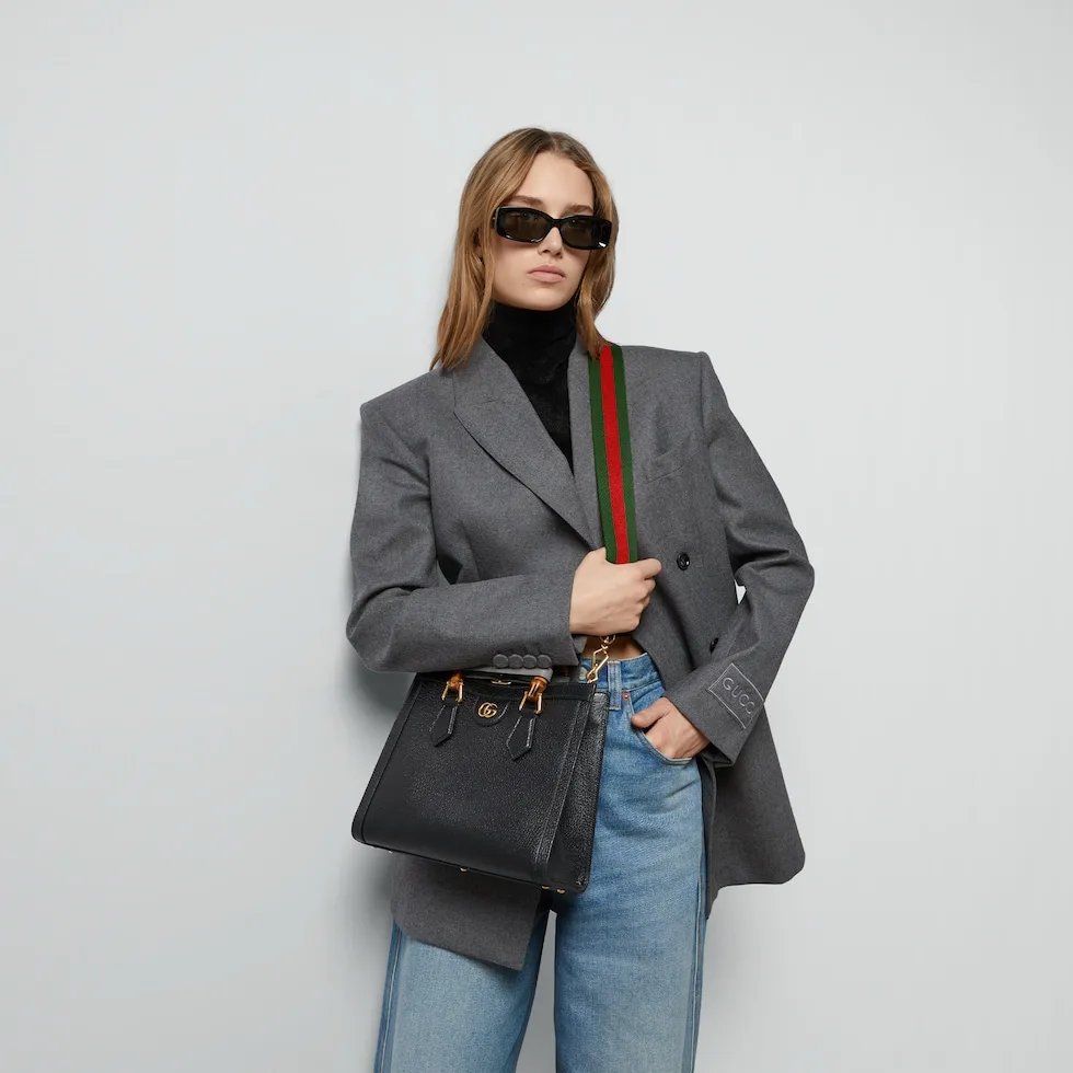구찌 Gucci Diana 미디엄 토트백 702721U3ZDT9244