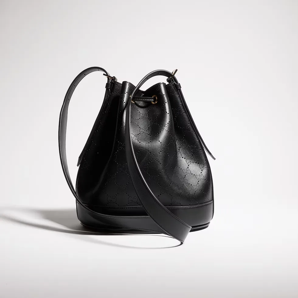 구찌 Gucci Venice 스몰 버킷백 A002GWAAG3I1000