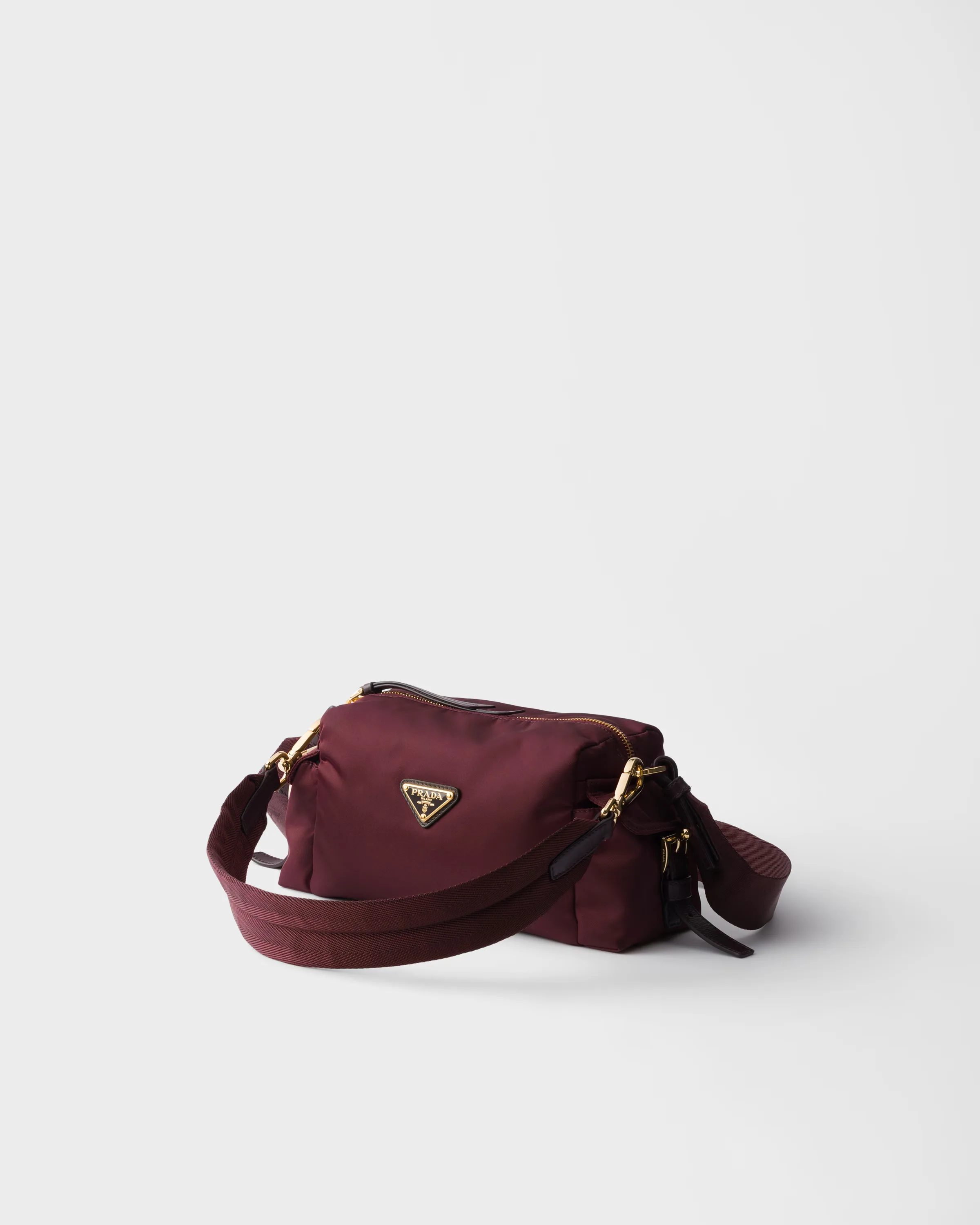 프라다 Prada Explore 스몰 Re-Nylon & 레더 숄더백 1BH232_RDLN_F0002_V_NOO