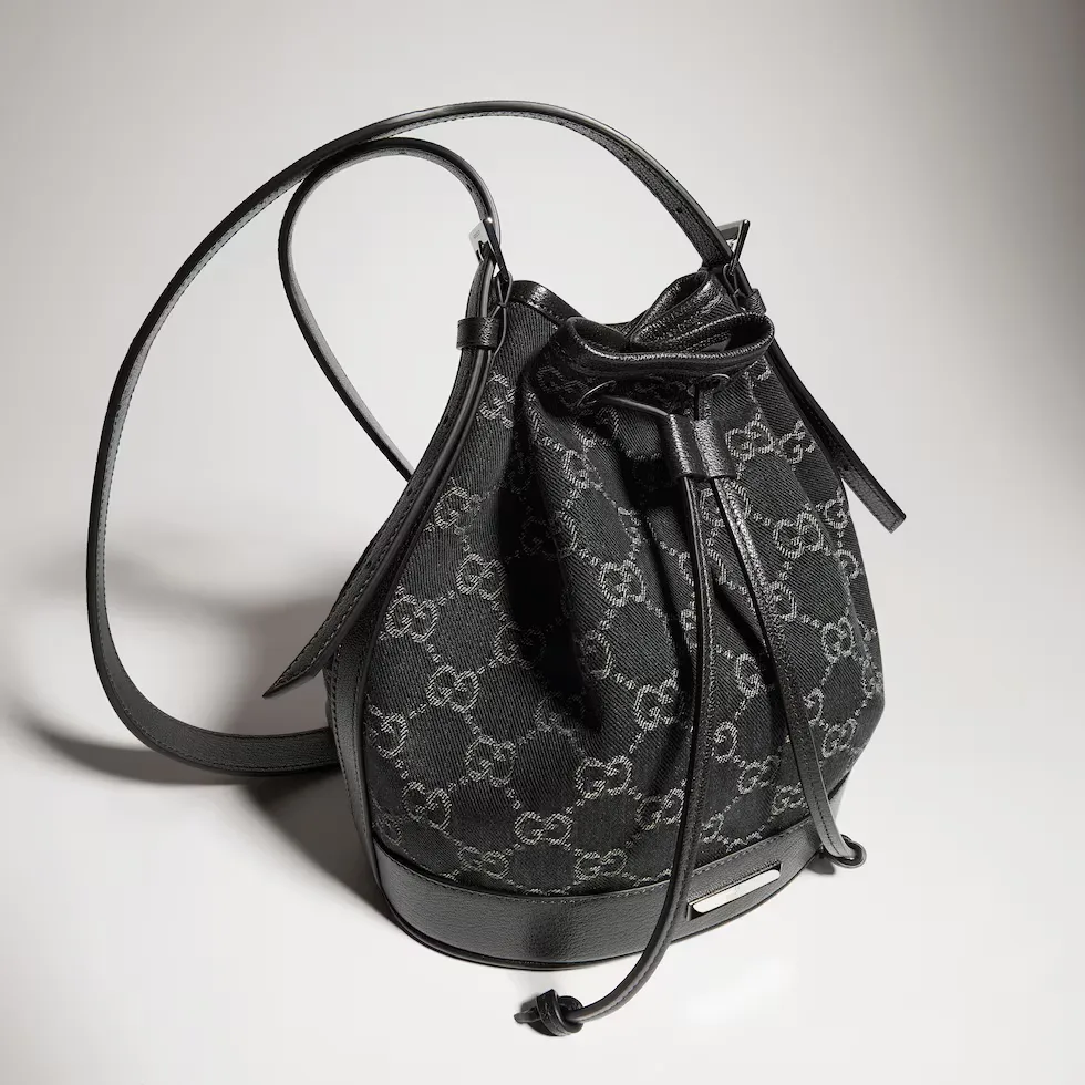 구찌 Gucci Venice 스몰 버킷백 875237FAF8W1144