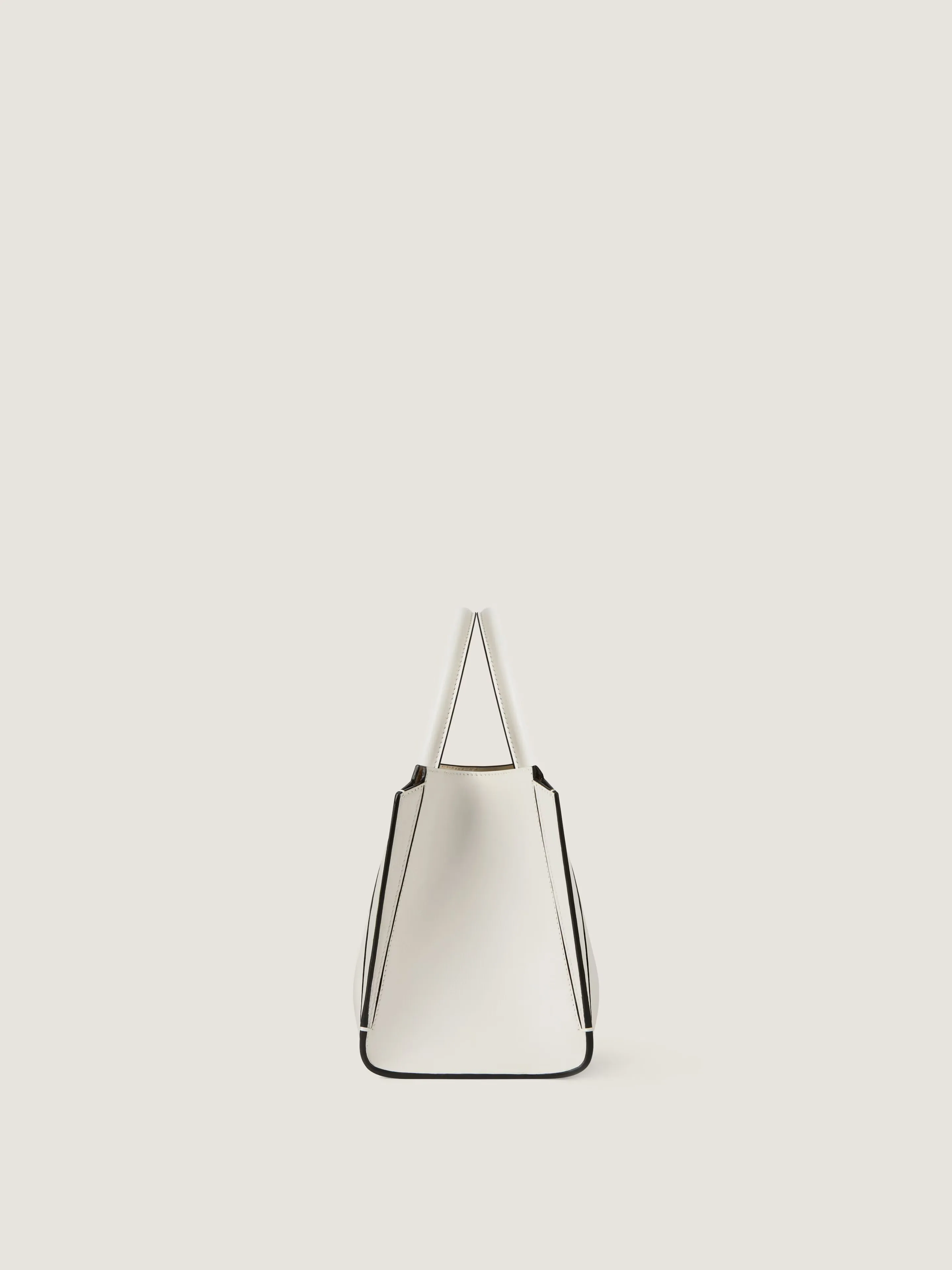 지방시 스몰 안티고나 Catchall 백 in shiny 그레인드 레더 BB5197B2HP-153