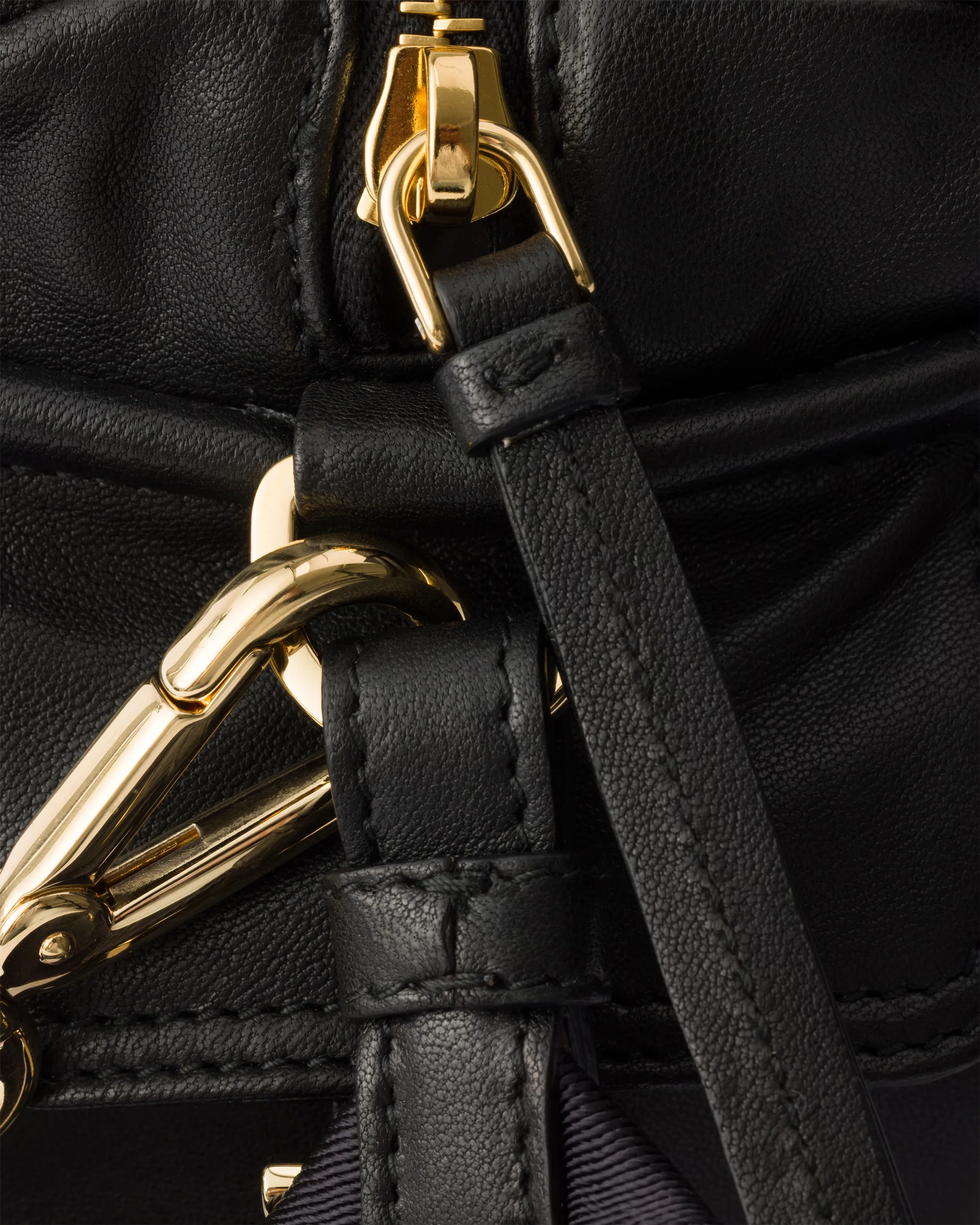 프라다 Prada Explore 스몰 나파 레더 백 1BH232_2DX8_F0002_V_NOO