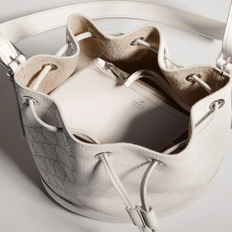 구찌 Gucci Venice 스몰 버킷백 A002GWAAG3G9214