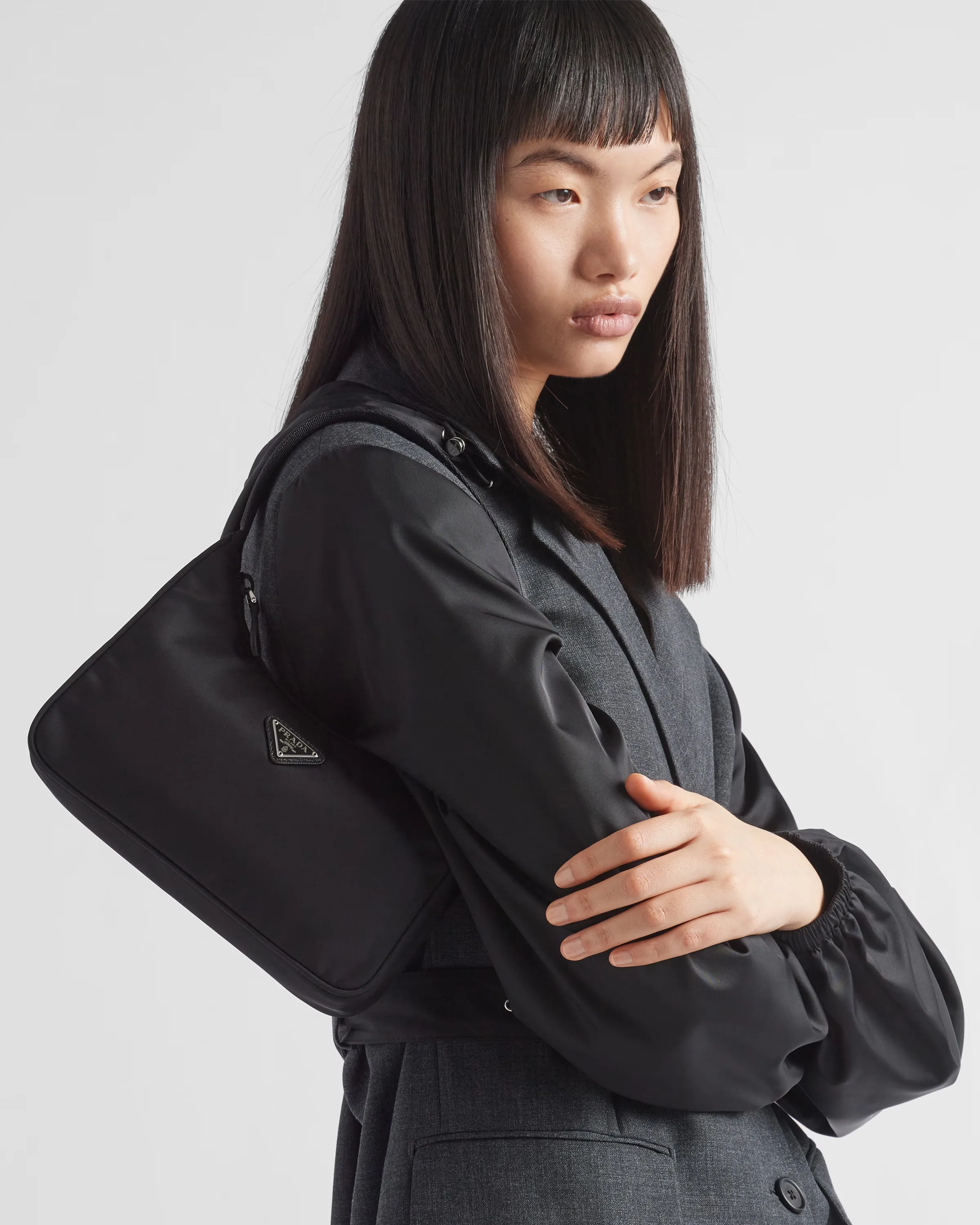 프라다 Re-Nylon Prada Re-Edition 2000 미니백 1NE515_RDH0_F0002
