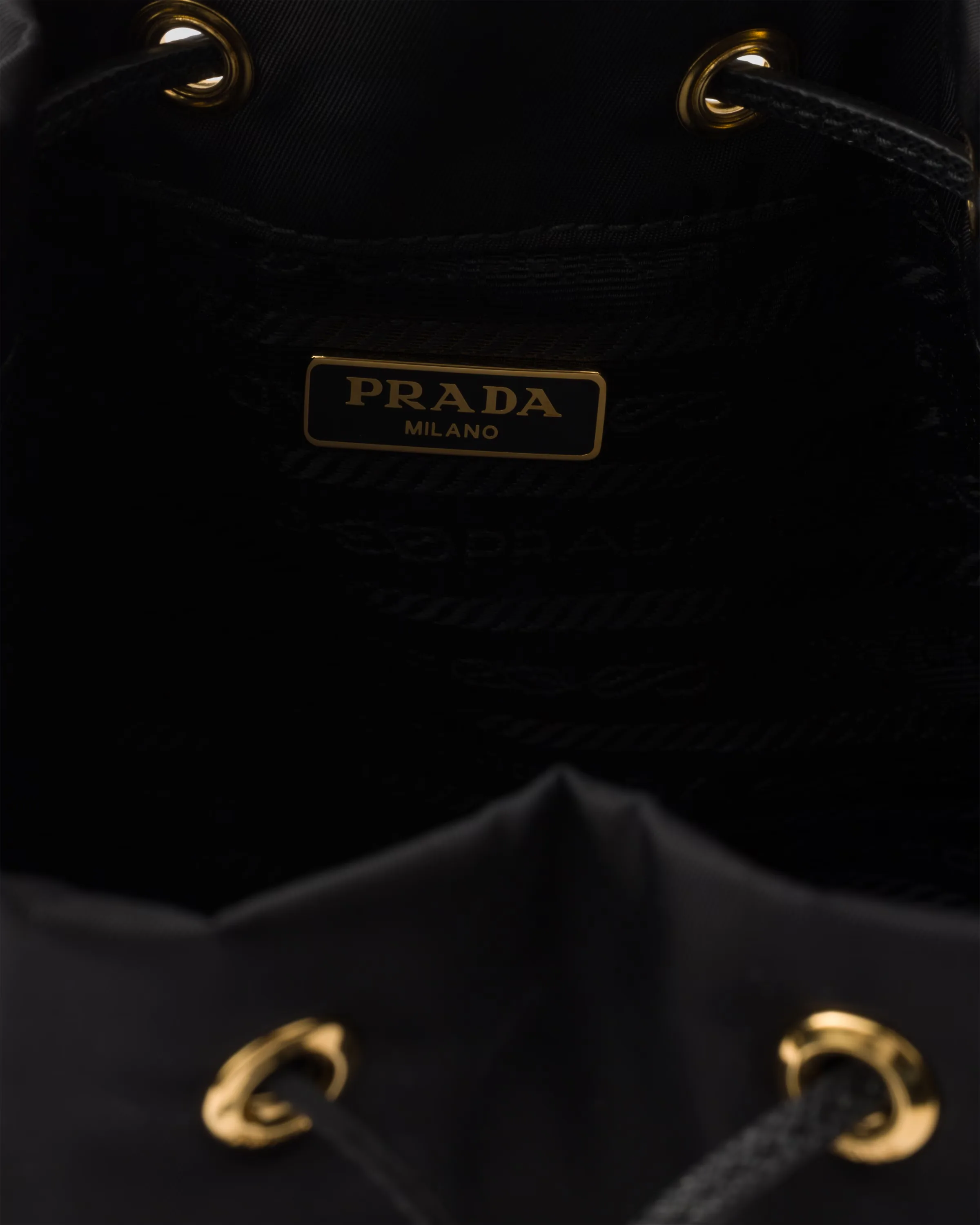 프라다 Prada Duet Re-Nylon 버킷백 1BH038_RV44_F0002_V_UOP