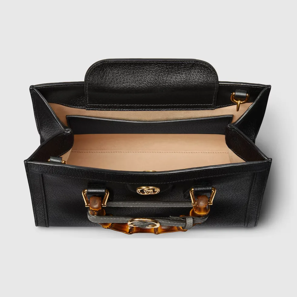 구찌 Gucci Diana 미디엄 토트백 702721U3ZDT9244