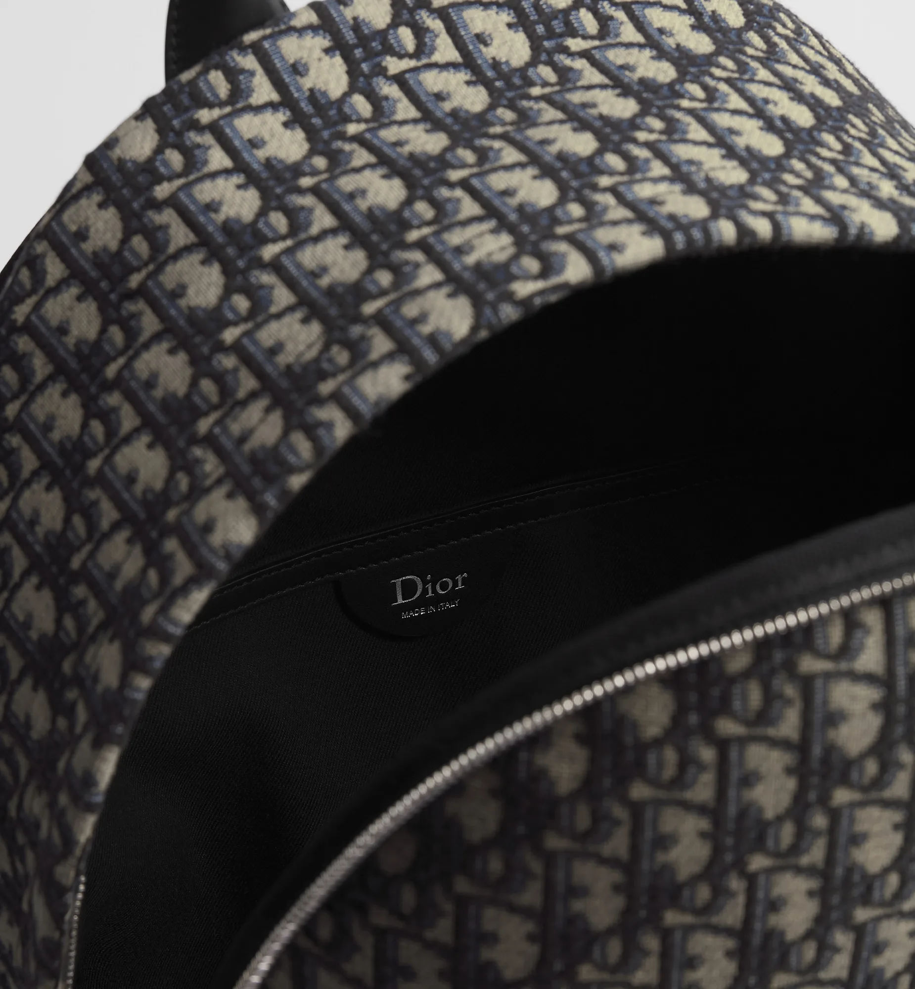디올 Dior Jett 지퍼 백팩 1DBBA270YUS_H03E