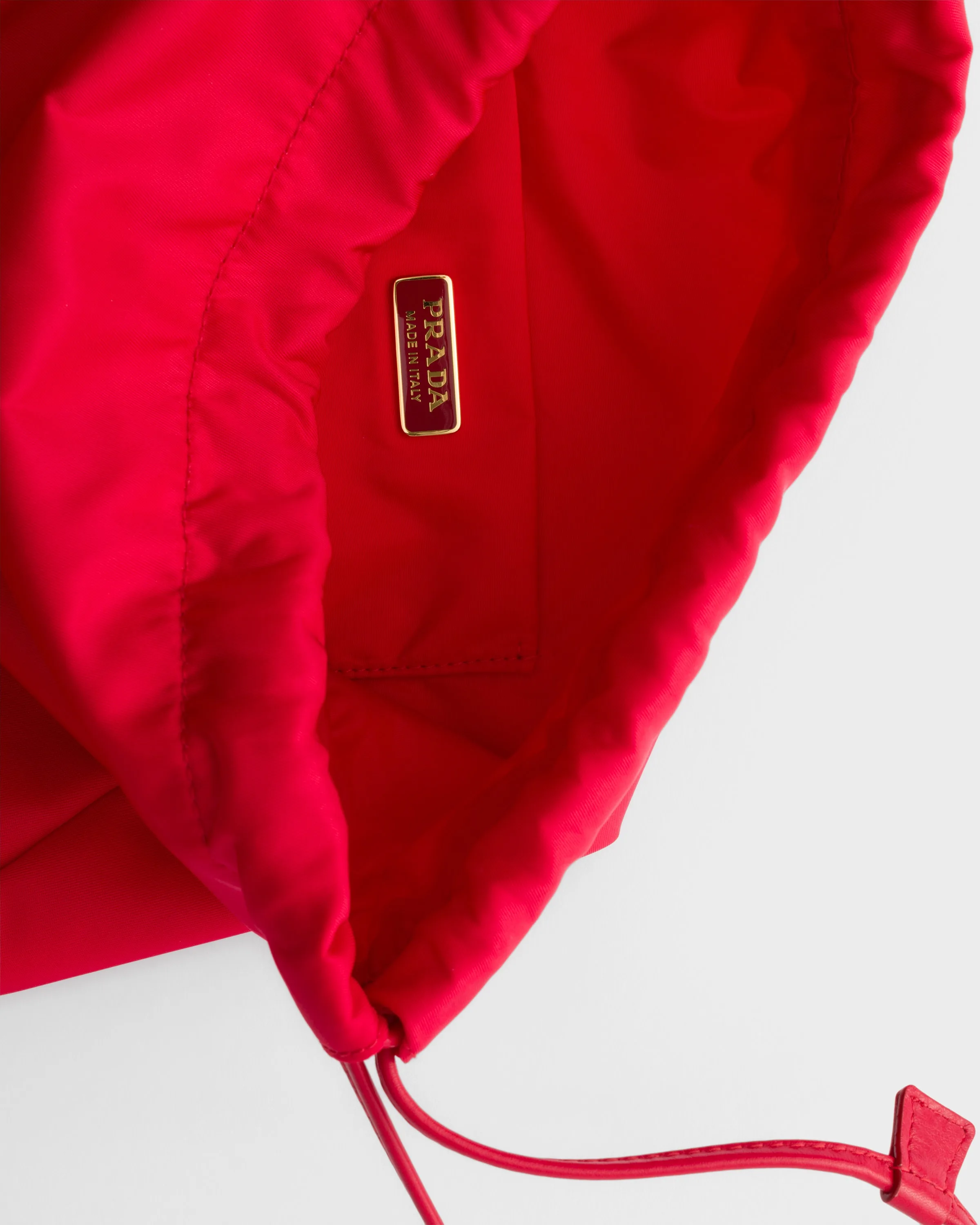 프라다 Prada Wish Re-Nylon 파우치 1NK01M_2HG6_F0134