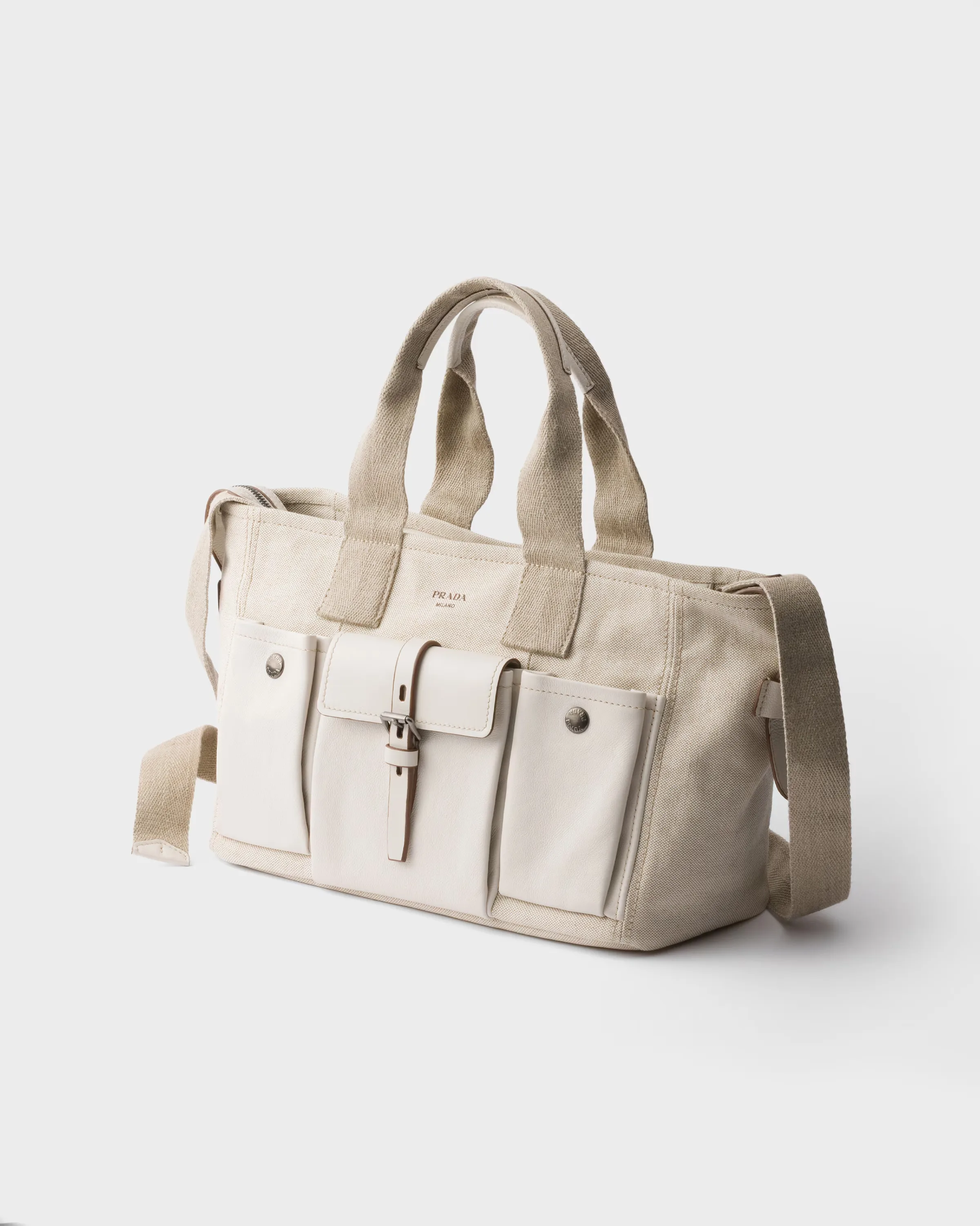프라다 Prada Route 라지 캔버스 & 레더 토트백 1BG651_2G67_F0018_V_OOO