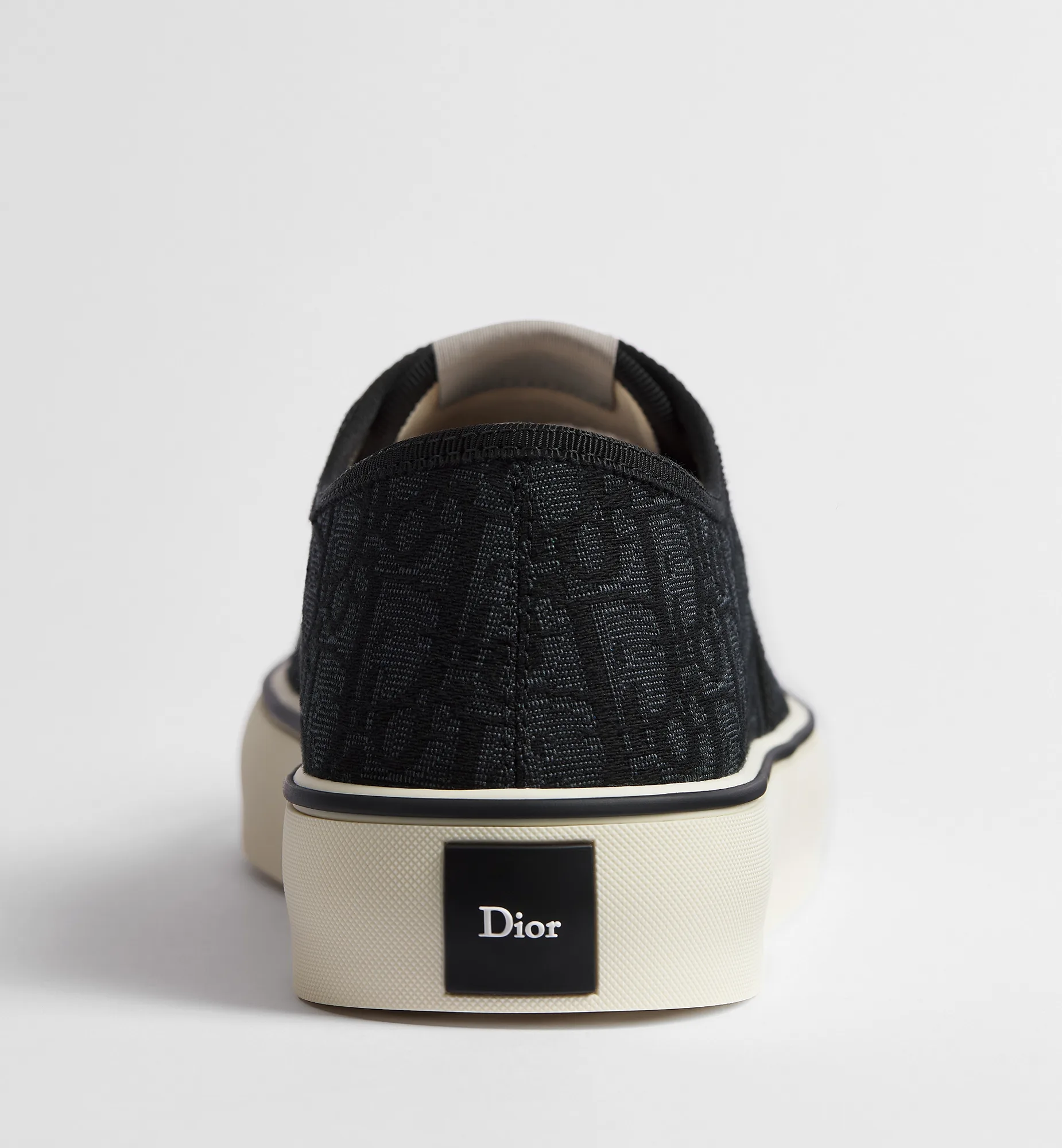 디올 스니커즈 Dior Saltwind 3SN348ZSA_H960