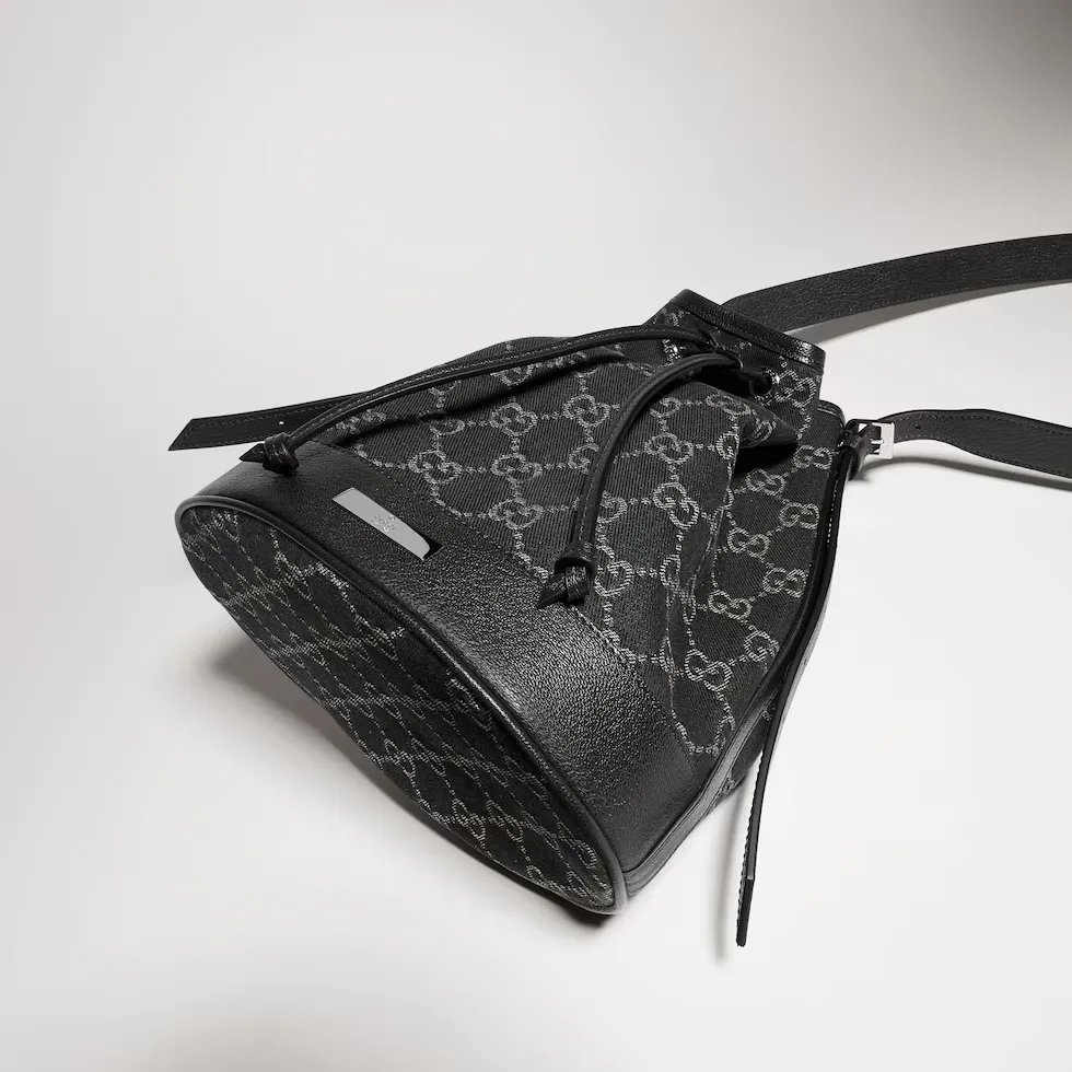 구찌 Gucci Venice 스몰 버킷백 875237FAF8W1144