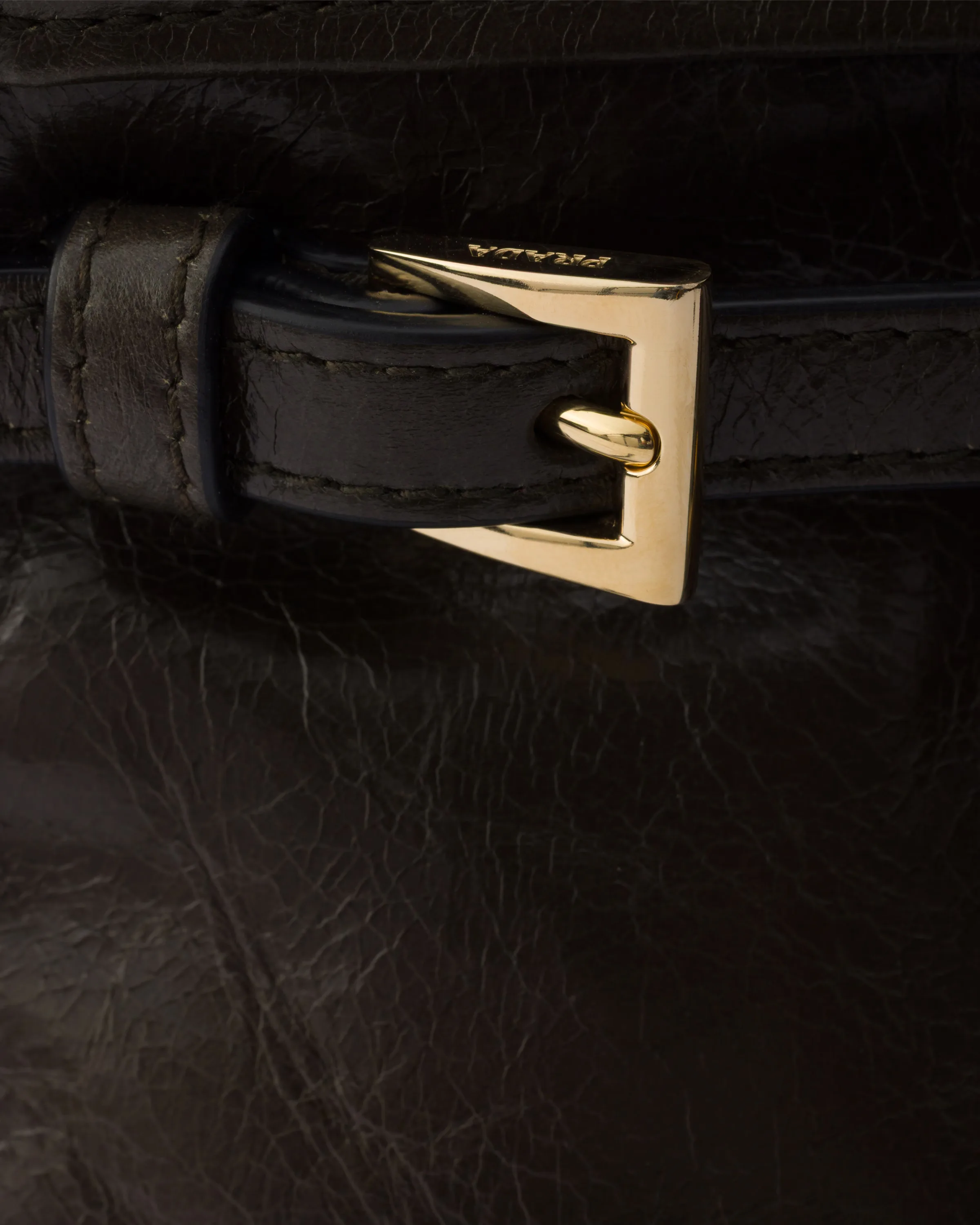 프라다 Prada Bonnie 레더 미니 숄더백 1BH229_2CYR_F0002_V_OOO