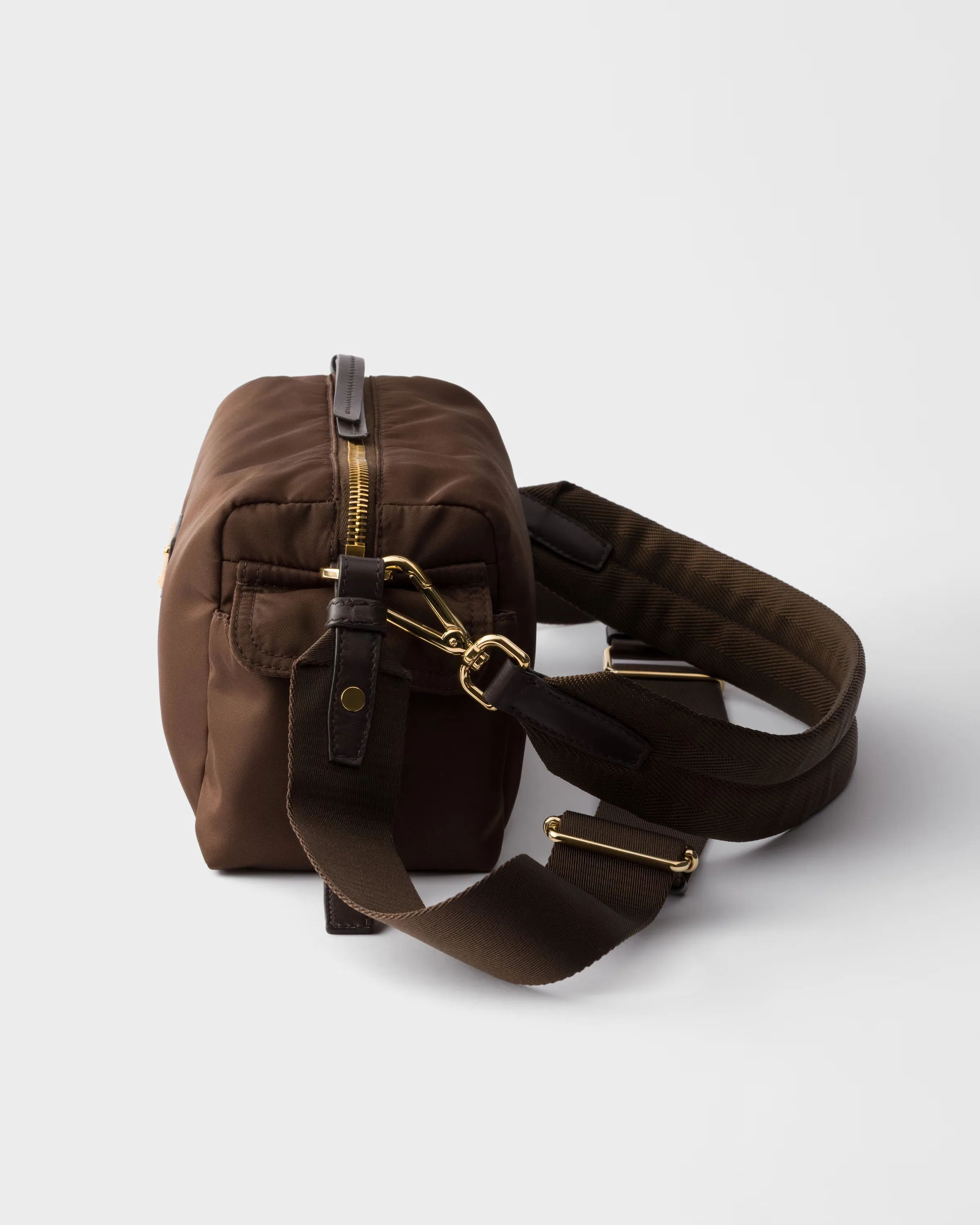 프라다 Prada Explore 스몰 Re-Nylon & 레더 숄더백 1BH232_RDLN_F0002_V_NOO