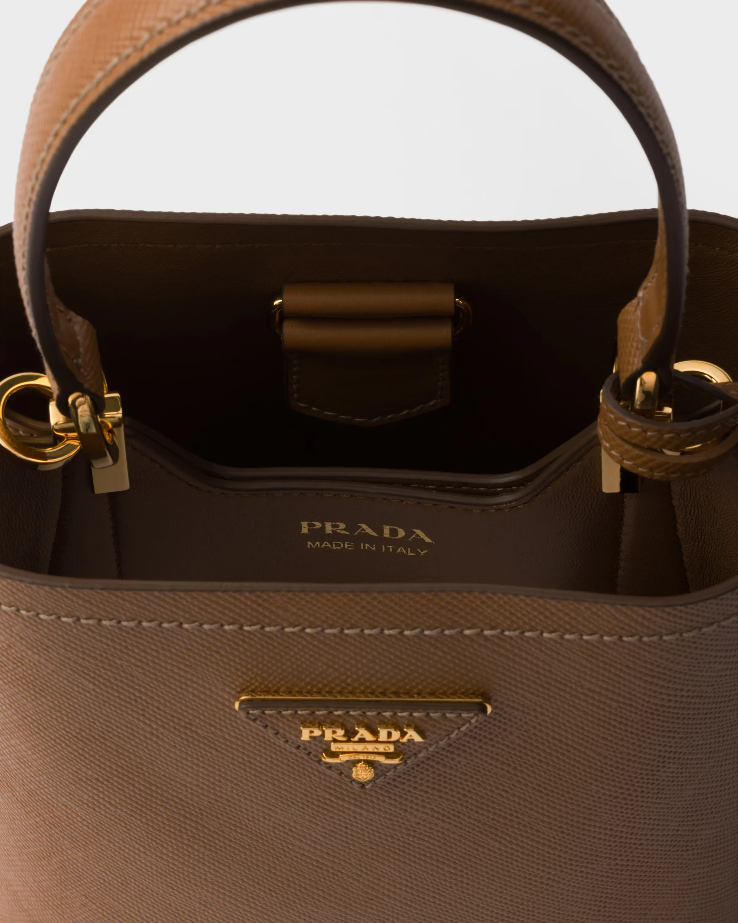 프라다 Prada Panier 미니 사피아노 레더 백 1BA217_2ERX_F03BH_V_OOD
