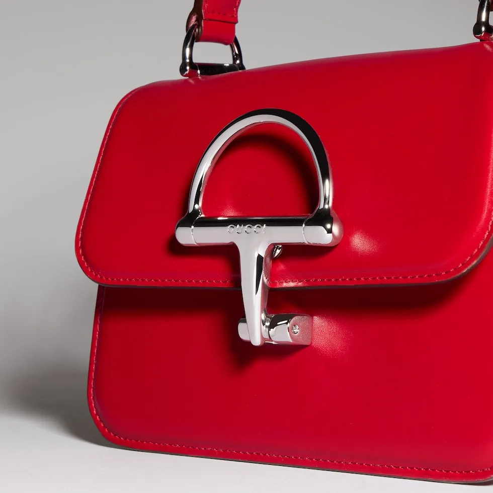 구찌 Gucci Siena 스몰 탑핸들백 855536AAGUD6404