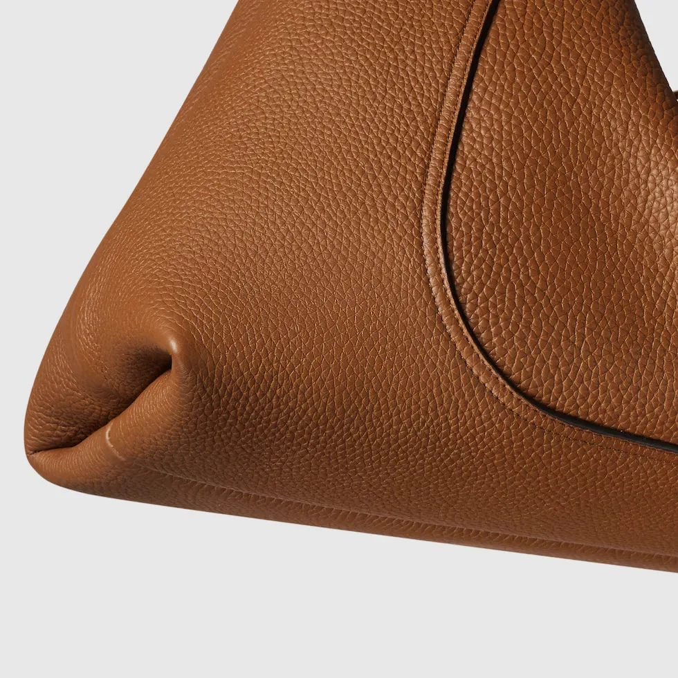 구찌 Gucci Softbit 맥시 숄더백 837466AAEAO2718