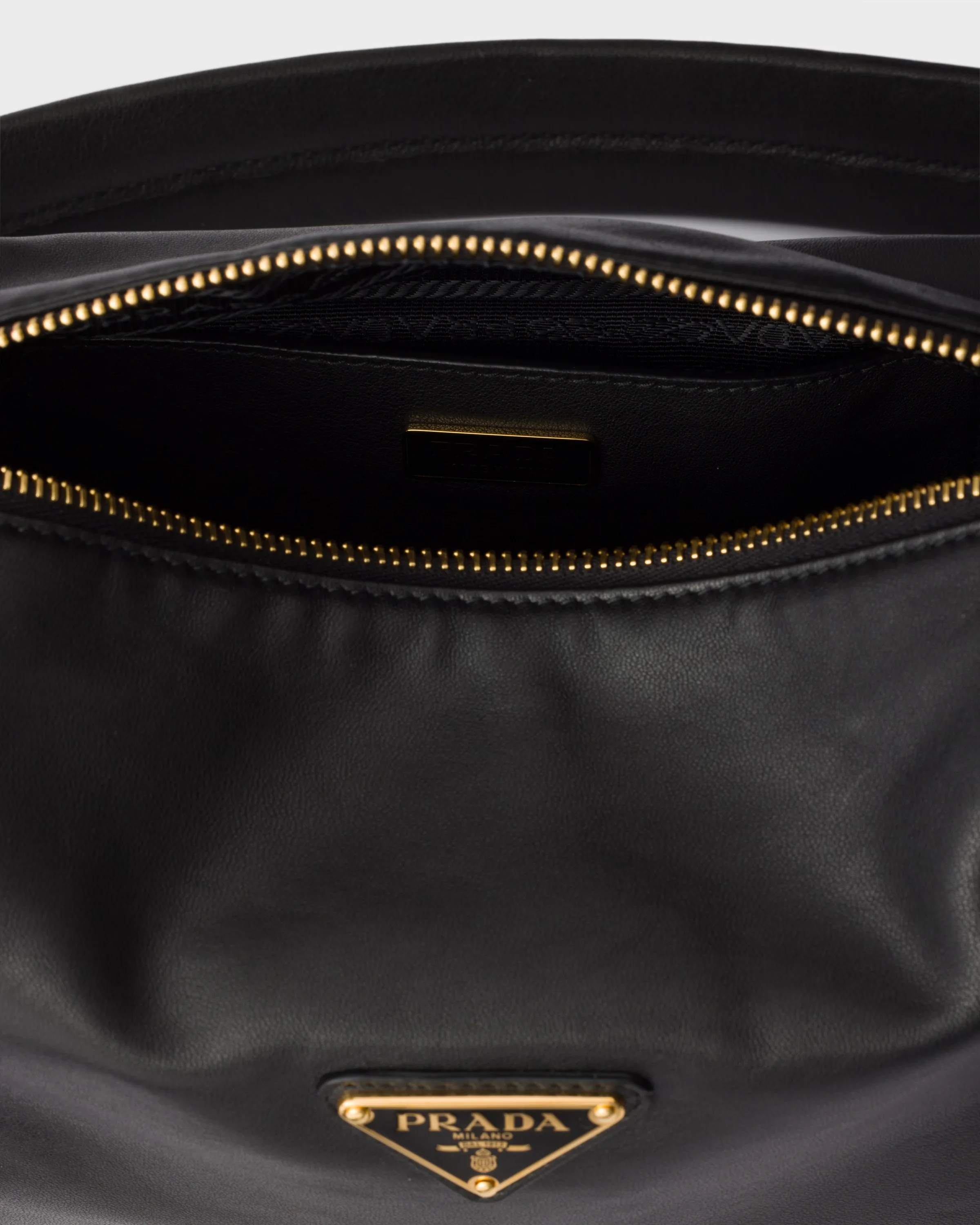 프라다 Prada Explore 스몰 나파 레더 백 1BH232_2DX8_F0002_V_NOO