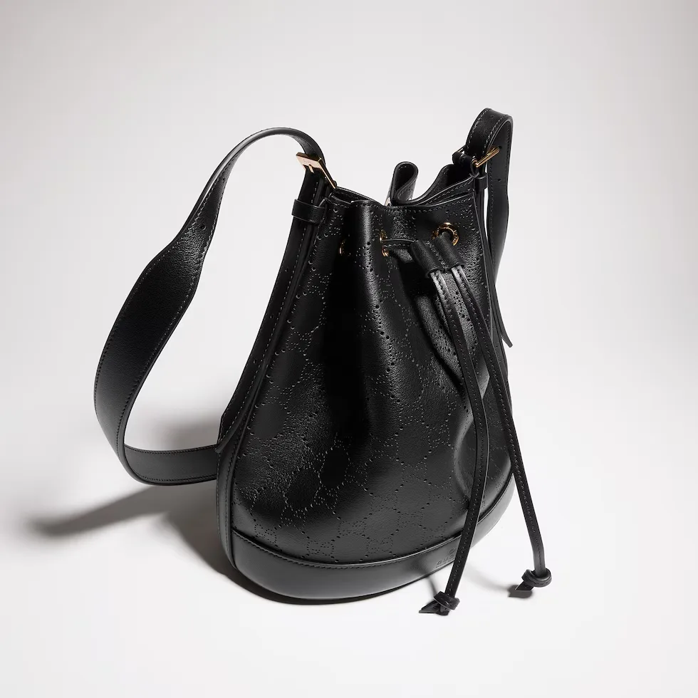 구찌 Gucci Venice 스몰 버킷백 A002GWAAG3I1000
