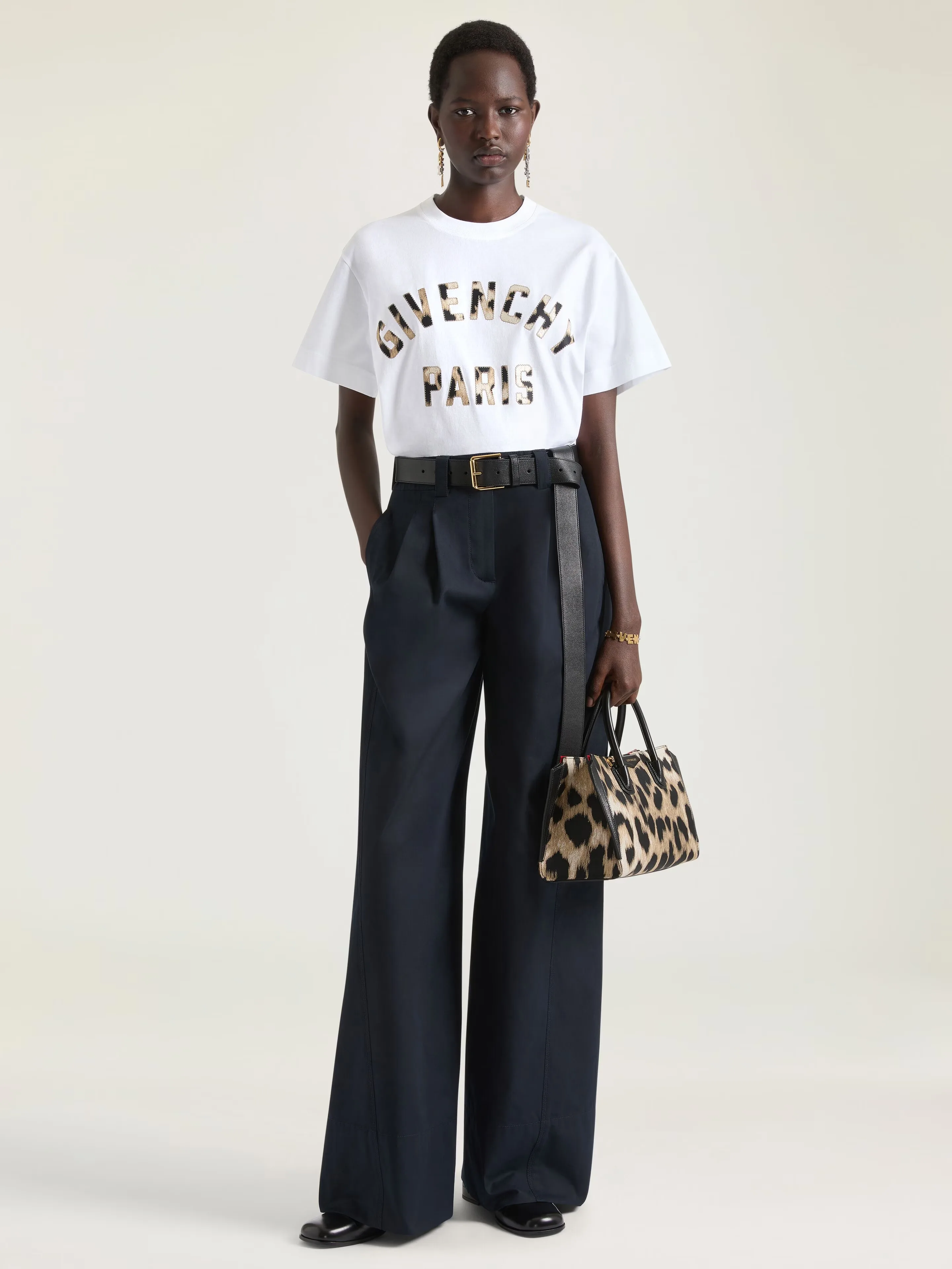 지방시 스몰 안티고나 Catchall 백 레오파드 자카드 BB5197B2J7-007