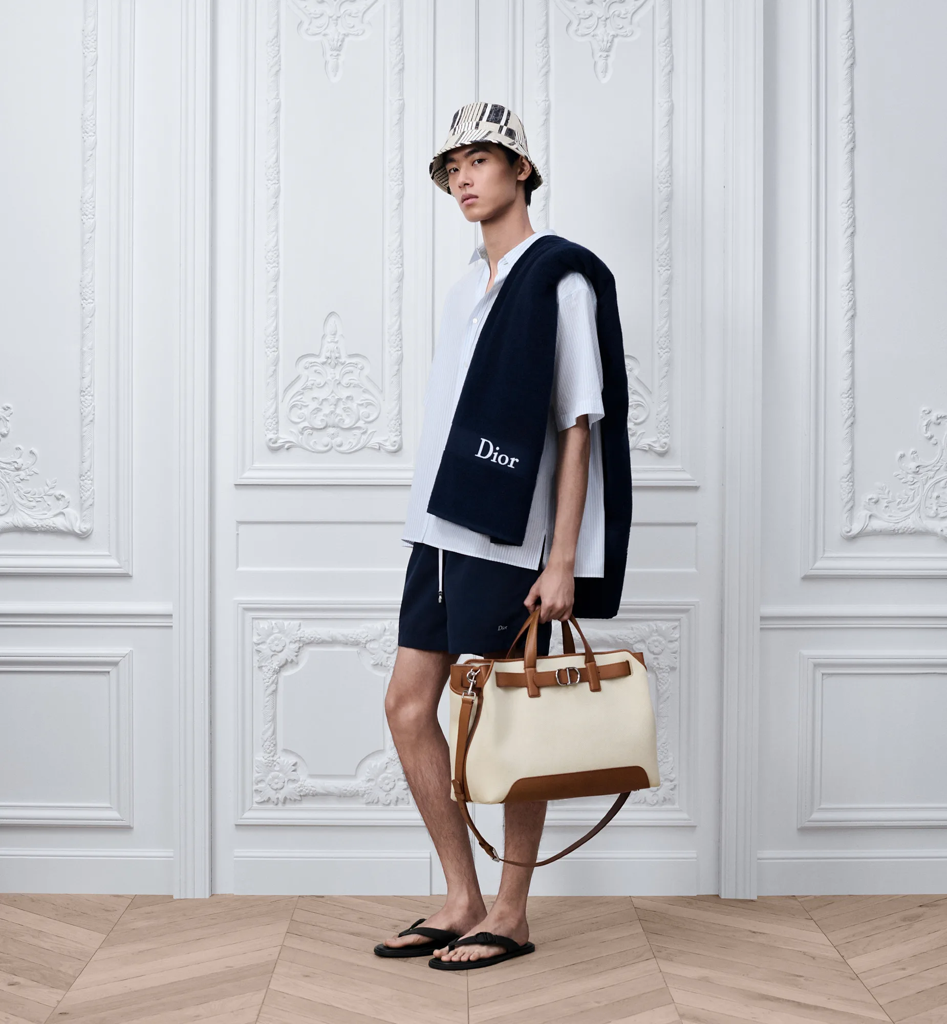 디올 토트백 디올 Normandie 미디엄 1LLSH335YBY_H173