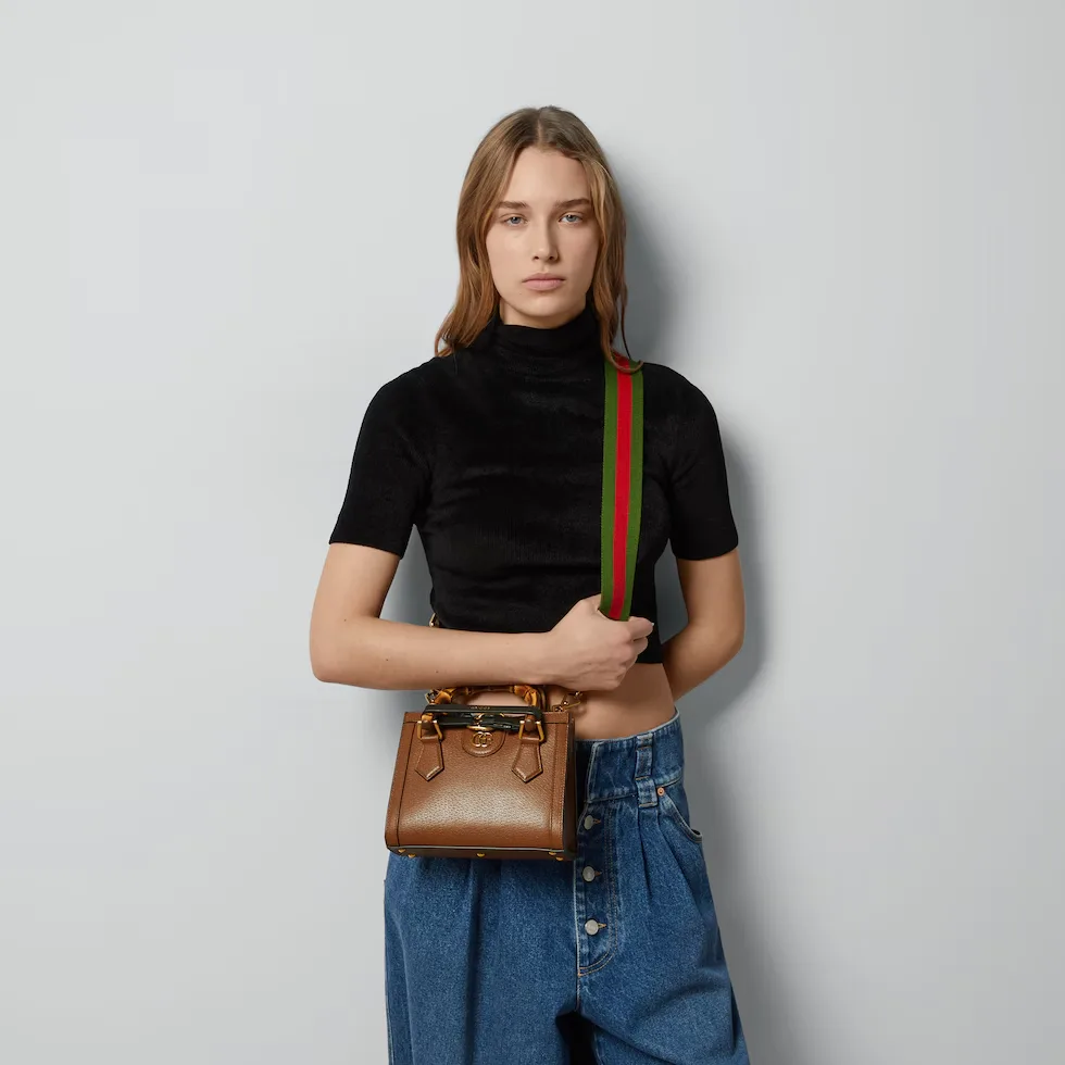 구찌 Gucci Diana 스몰 토트백 702732U3ZDT1073